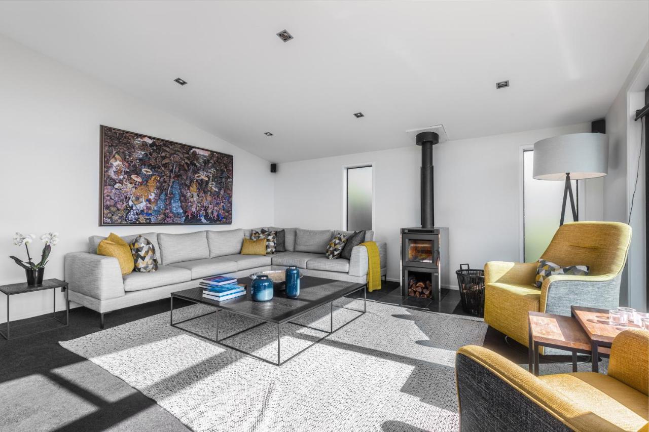 Villa Taonga With Sea Views By Waiheke Unlimited Oneroa Esterno foto