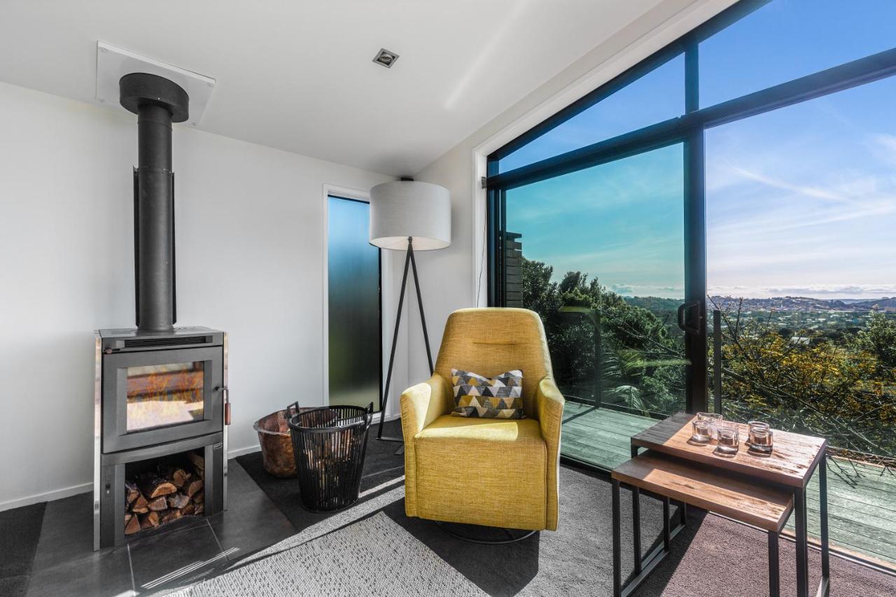 Villa Taonga With Sea Views By Waiheke Unlimited Oneroa Esterno foto